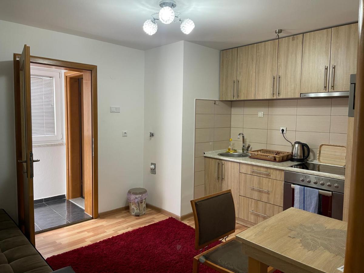 Apartmani Brod Zenica Exteriör bild