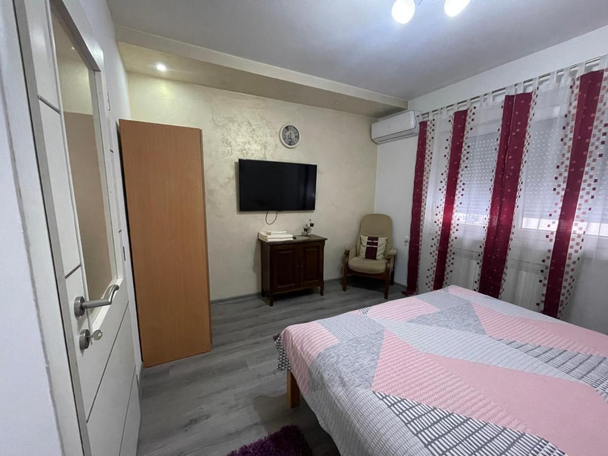 Apartmani Brod Zenica Exteriör bild