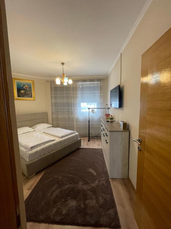 Apartmani Brod Zenica Exteriör bild