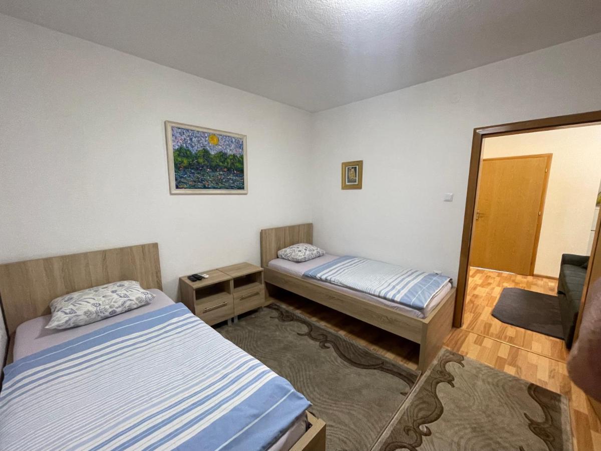 Apartmani Brod Zenica Exteriör bild